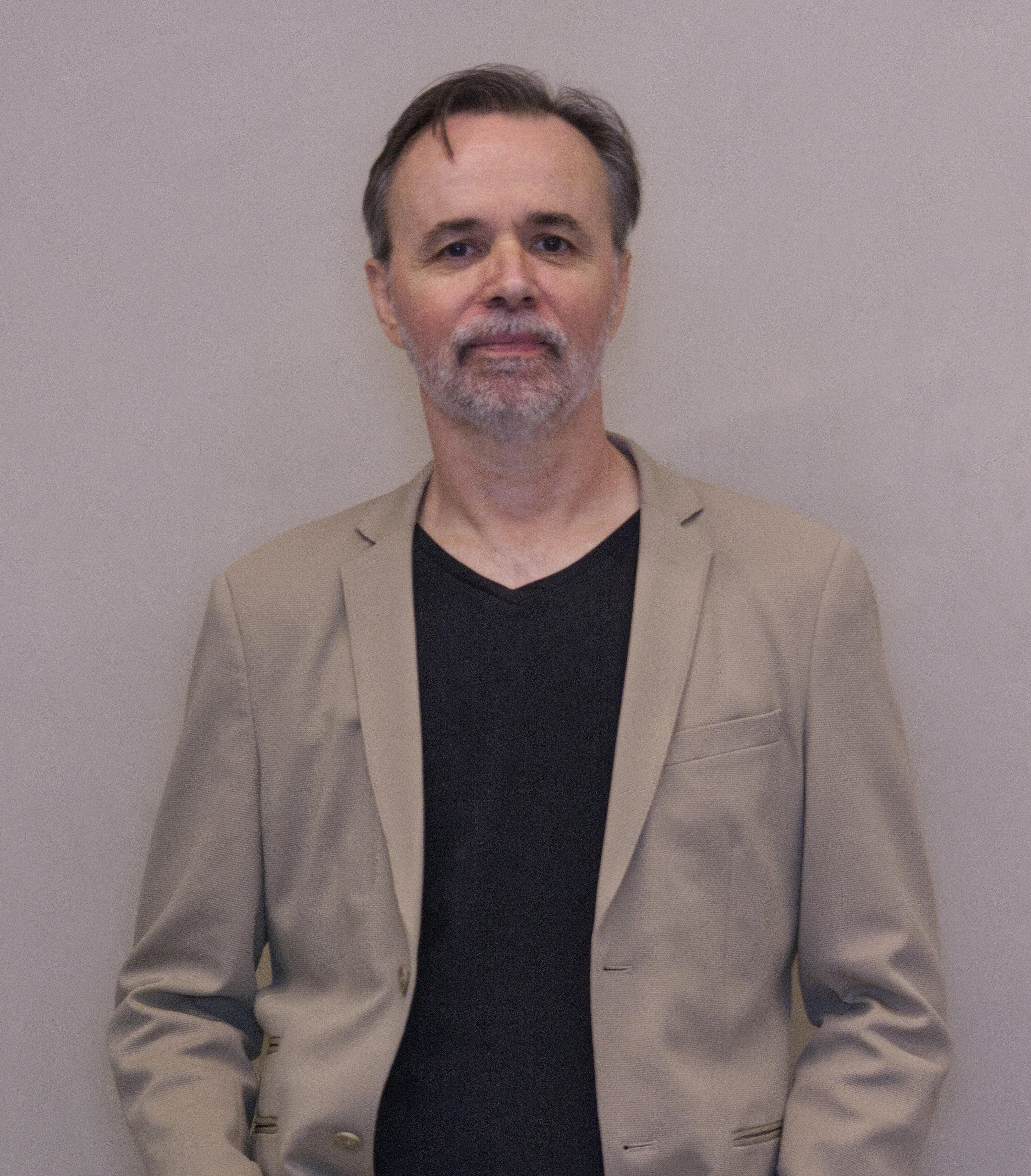Dennis Warren, English language trainer and consultant for executives and academics.